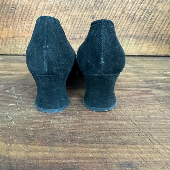 Yves Saint Laurent Classic Black Suede Pump Heels Size 7 - Picture 5 of 10